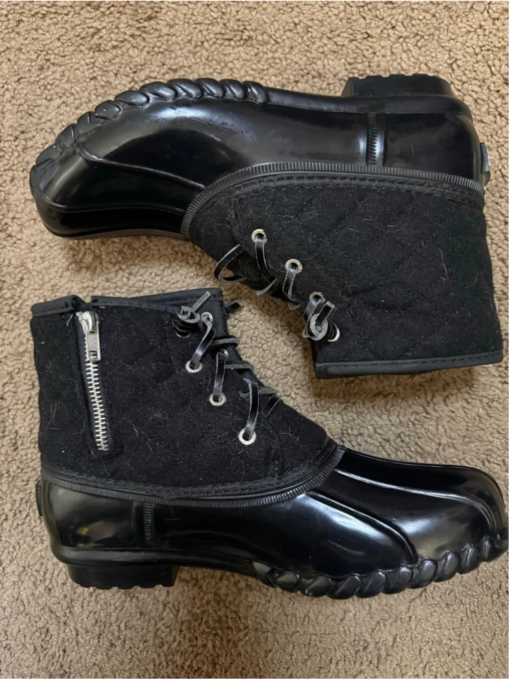 Women's Nautica Black Wooley Quilted Duck Boots Size 8